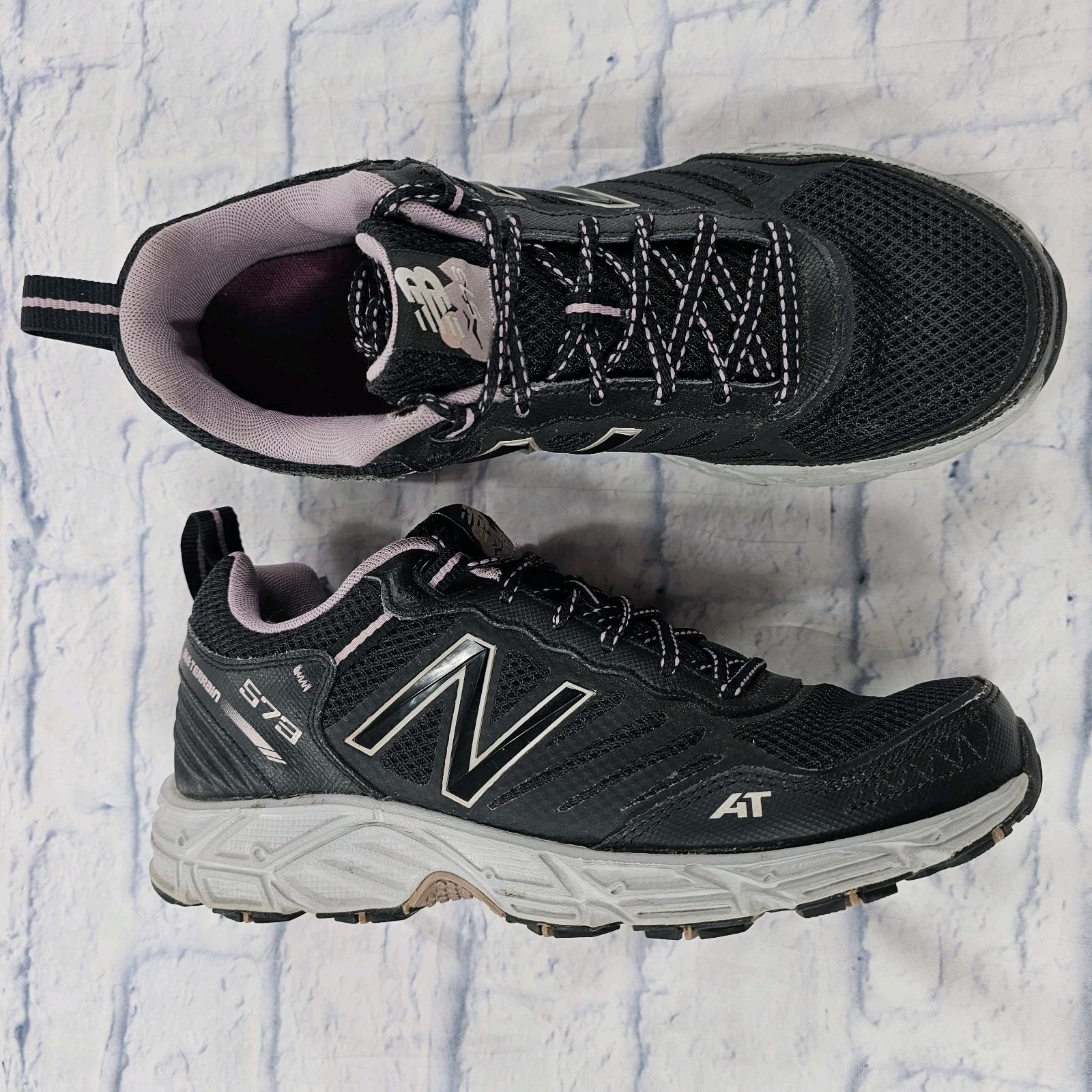 New Balance 573 All Terrain Womens 11 B Running Shoes Sneakers Gray Black Pink